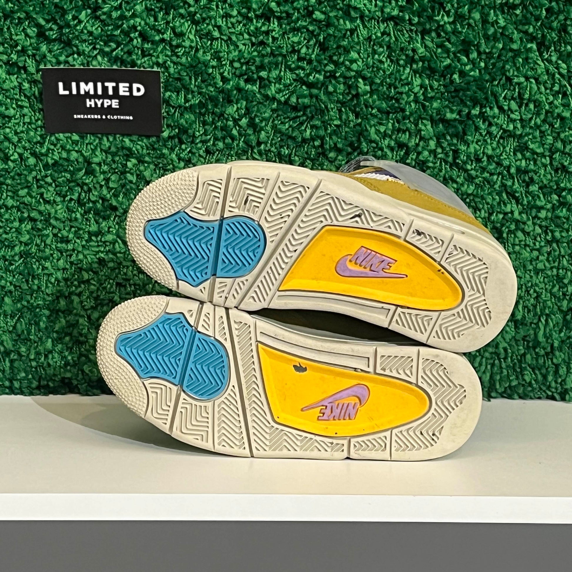 Jordan 4 Retro SP 30th Anniversary Union Desert Moss (USED)