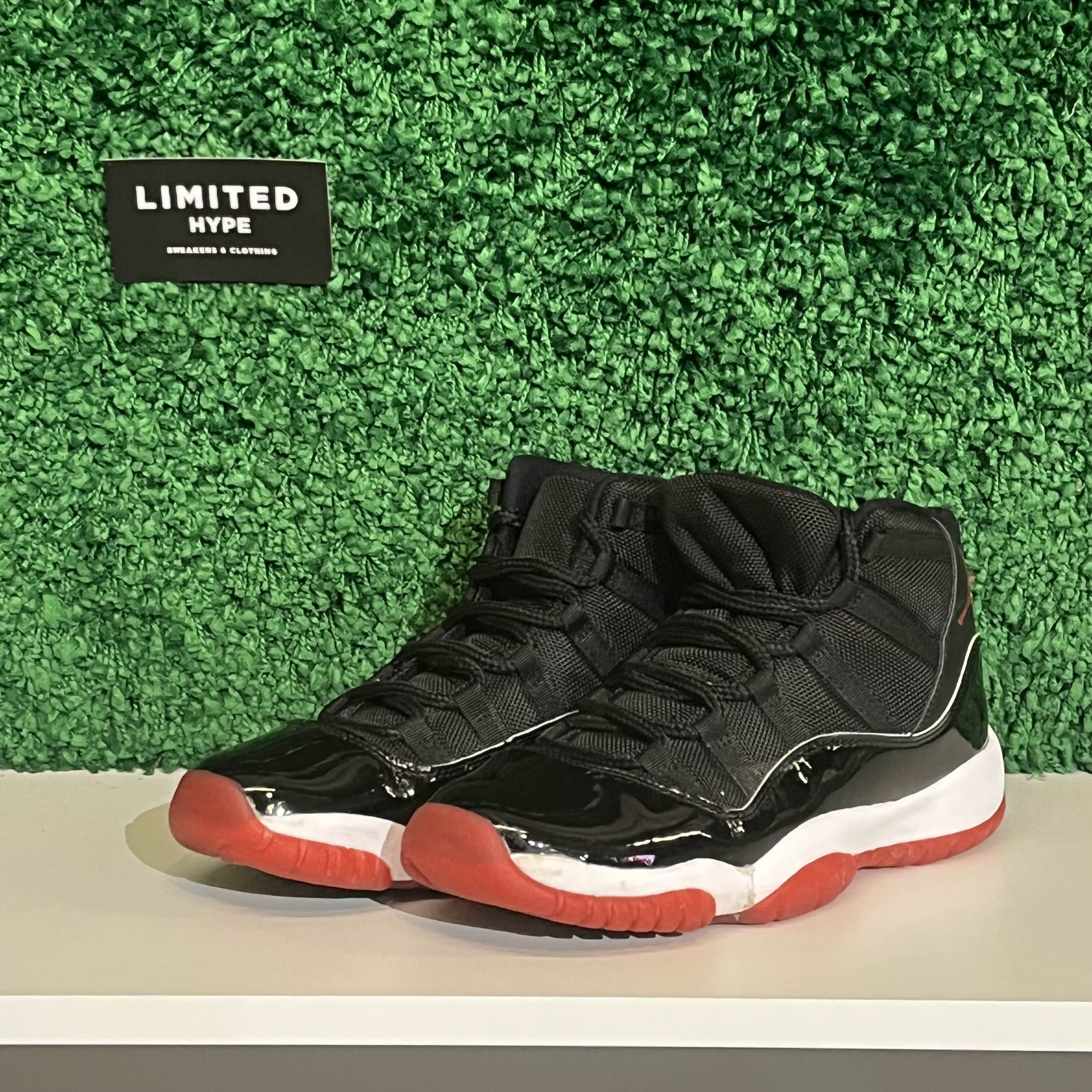 Jordan 11 Retro Playoffs Bred (2019) (GS) (USED NO BOX  display picture 1