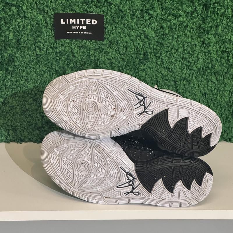 Nike Kyrie 6 Team White Black