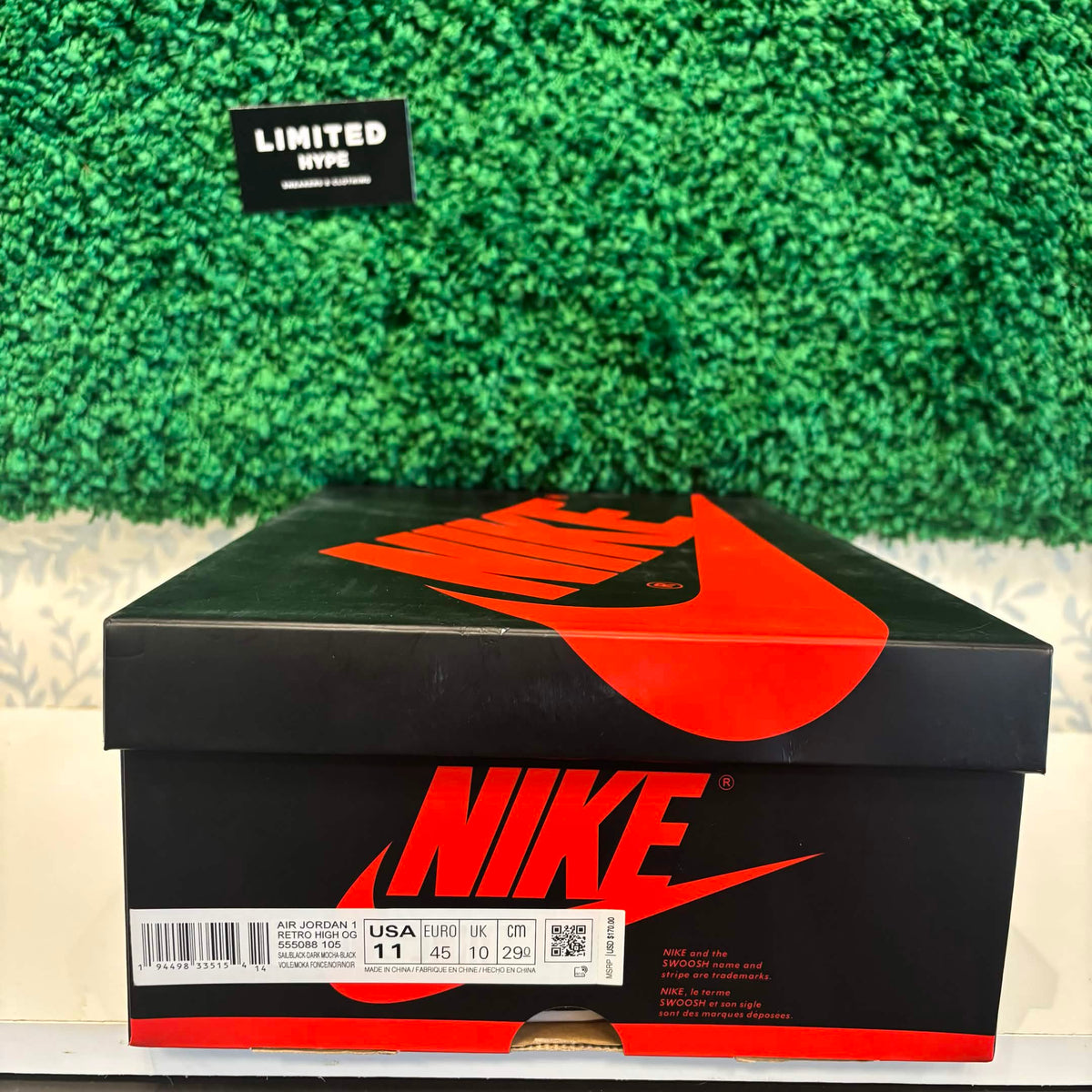 Jordan 1 Retro High Dark Mocha (USED)