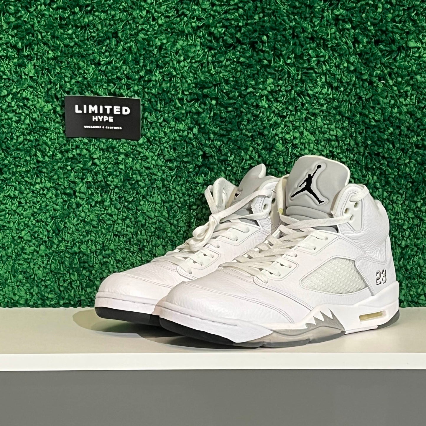 Jordan 5 Retro Metallic White (2015) (USED)