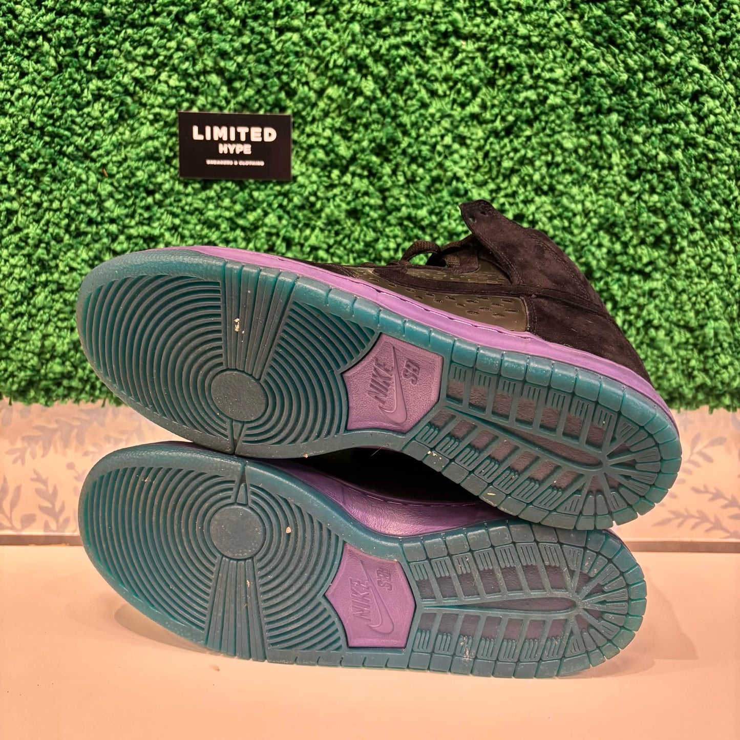 Nike SB Dunk High Black Grape (USED) (NO BOX)