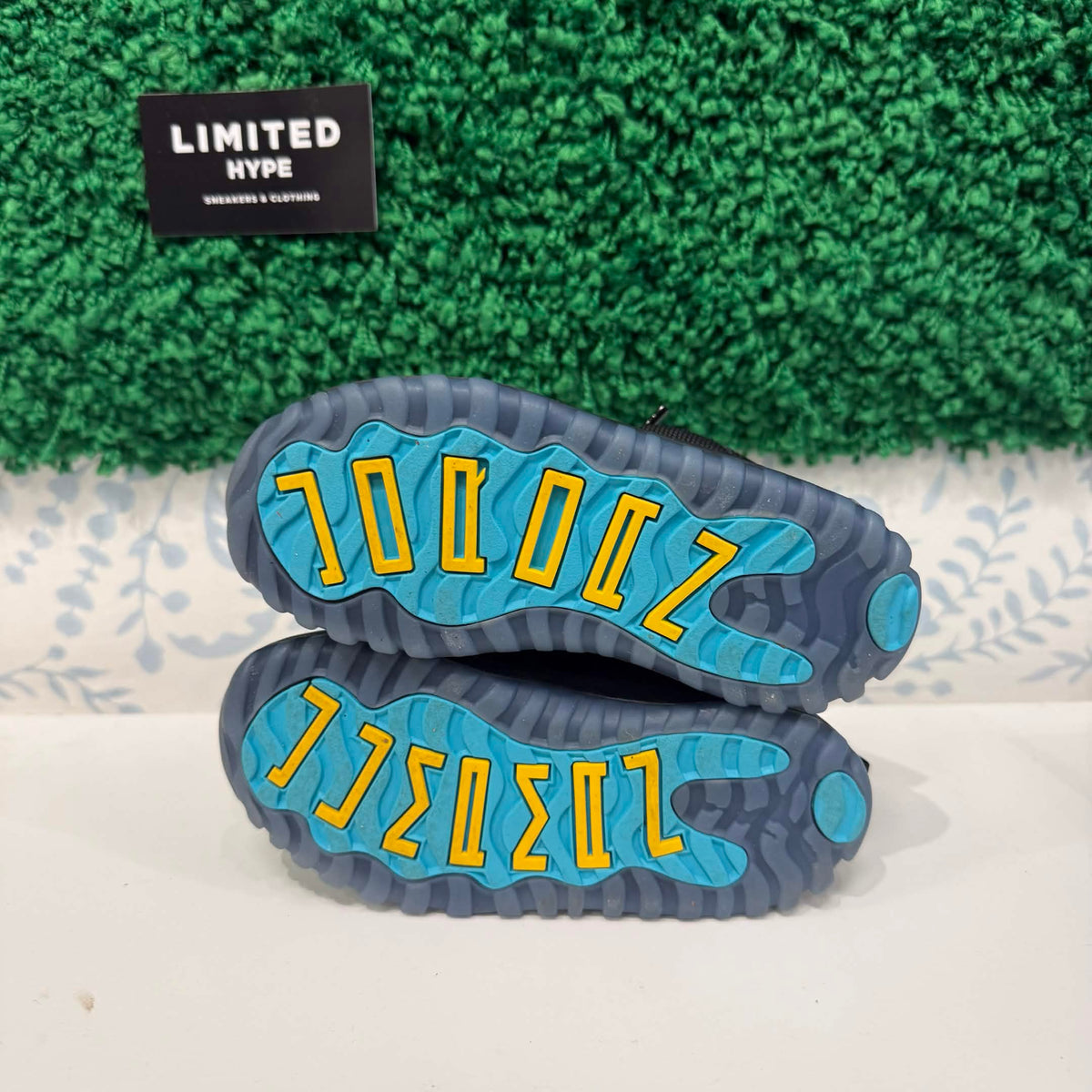 Jordan 11 Retro Gamma Blue (2025) (TD) (USED)