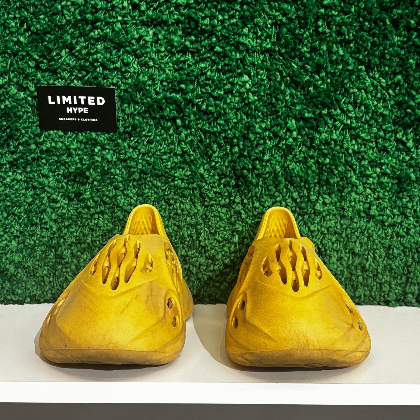 Yeezy Foam RNR Desert Sand (USED, NO BOX)