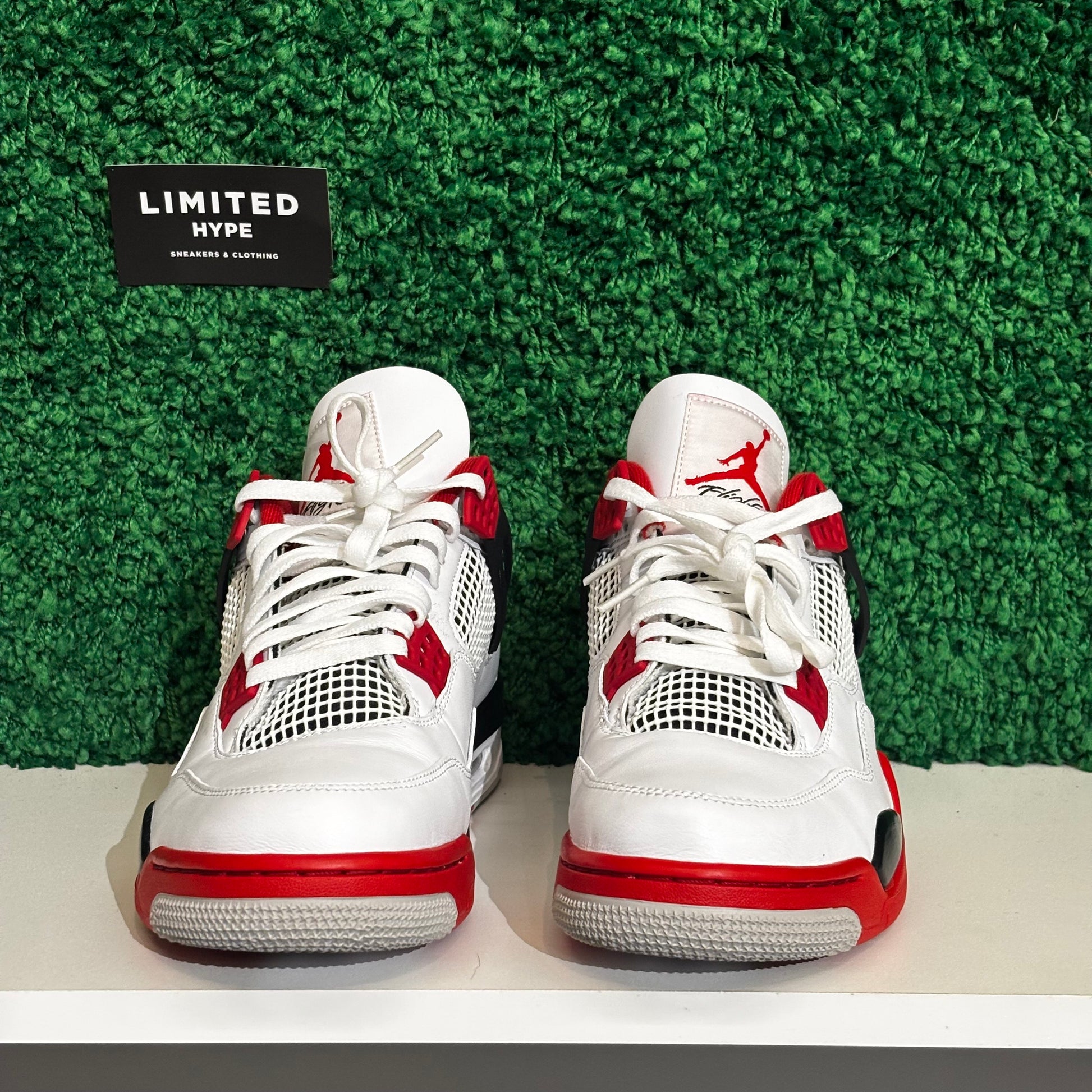 Jordan 4 Retro Fire Red (USED, VNDS)