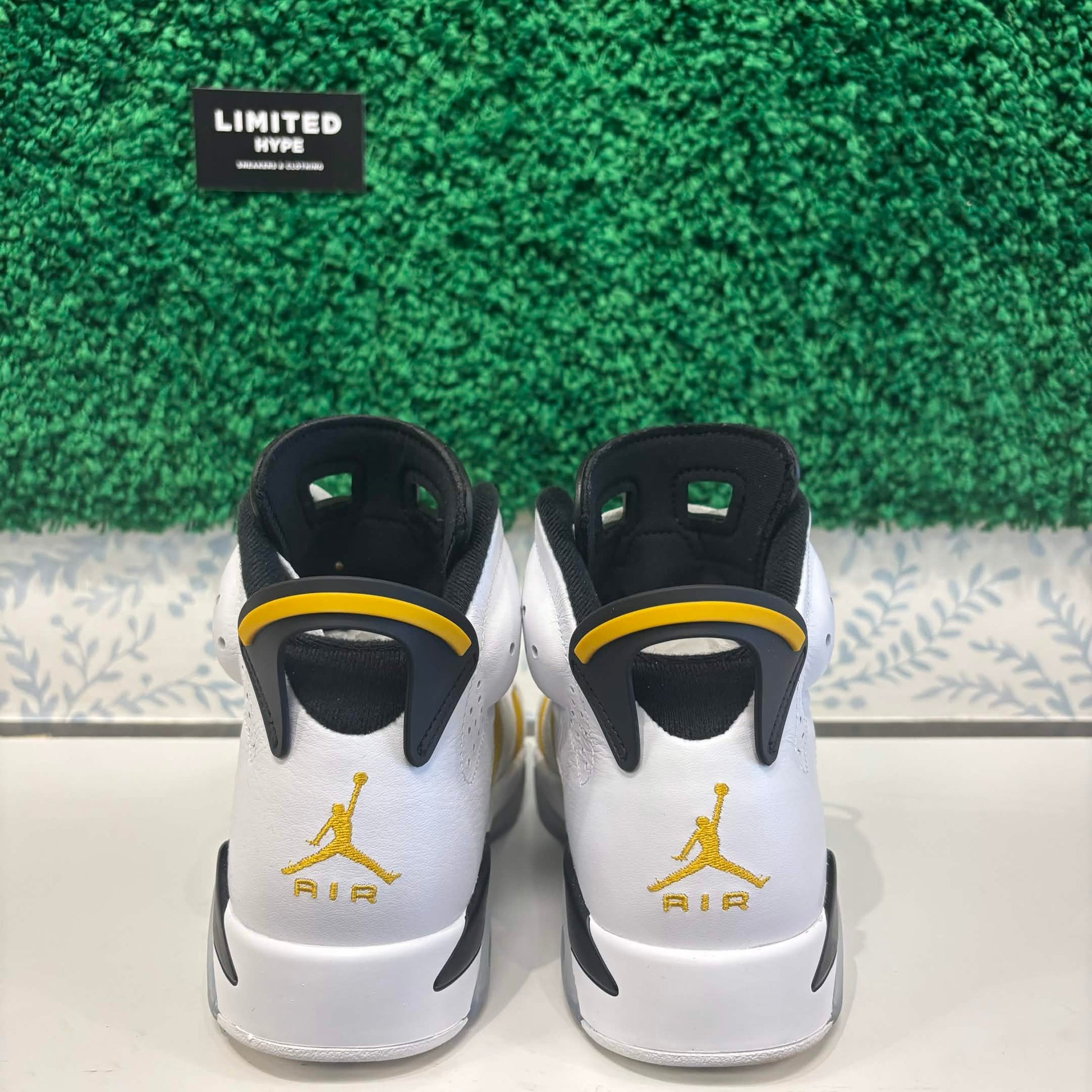 Jordan 6 Retro Yellow Ochre (USED)