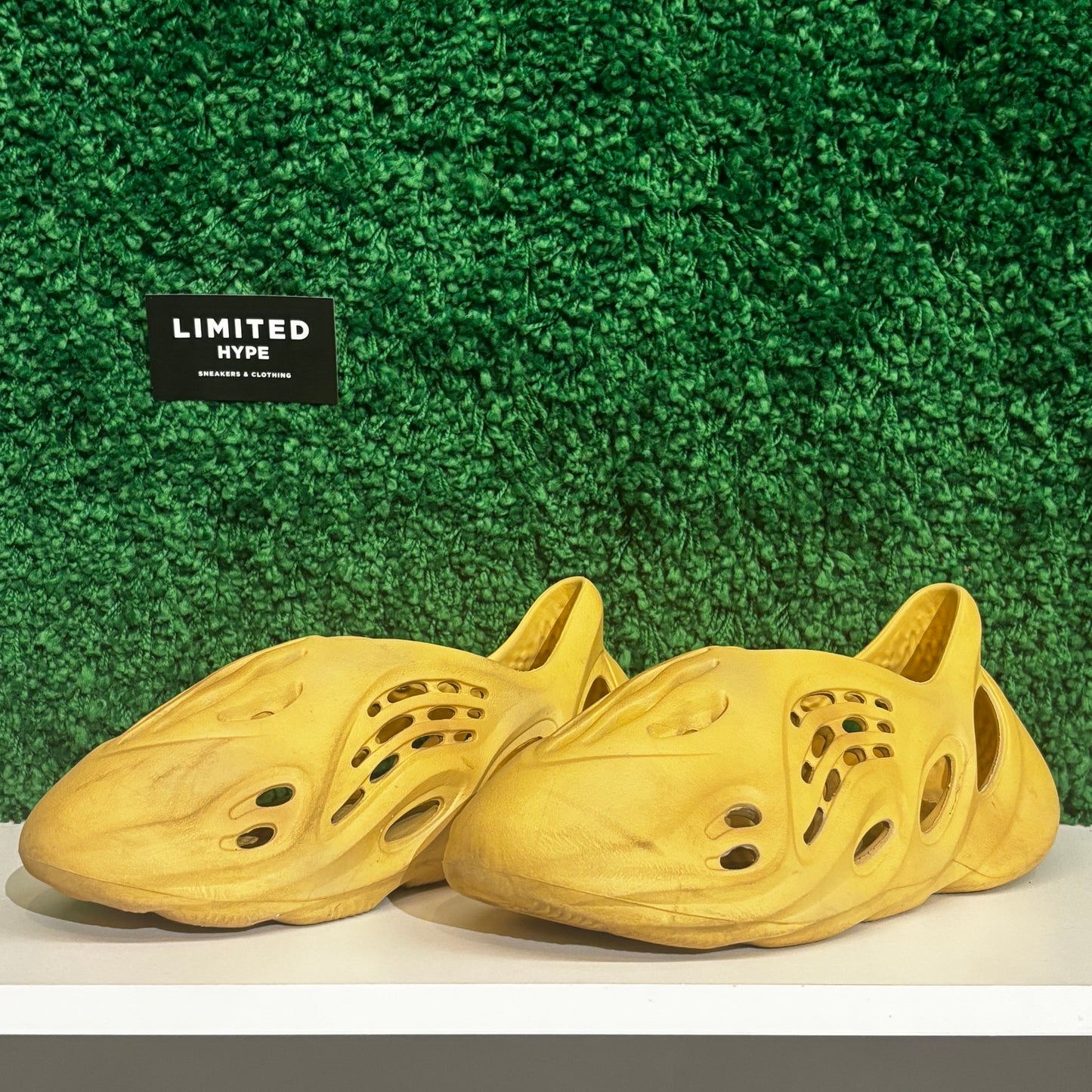 Yeezy Foam RNR Desert Sand (USED, NO BOX)