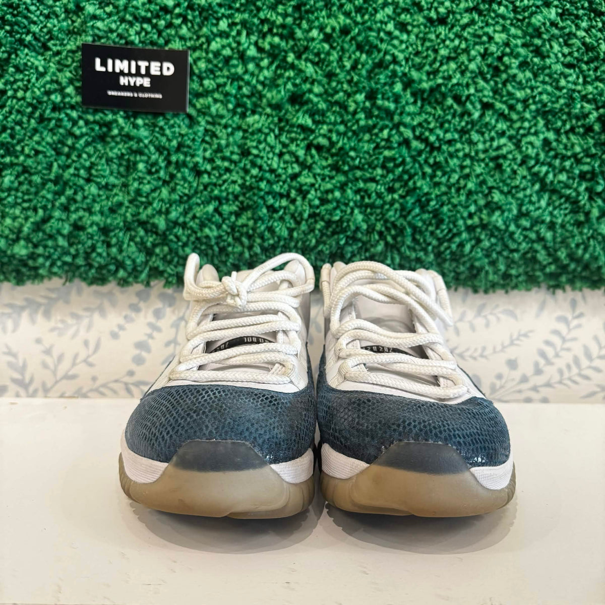 Jordan 11 Retro Low Snake Navy (2019) (USED) (NO BOX)