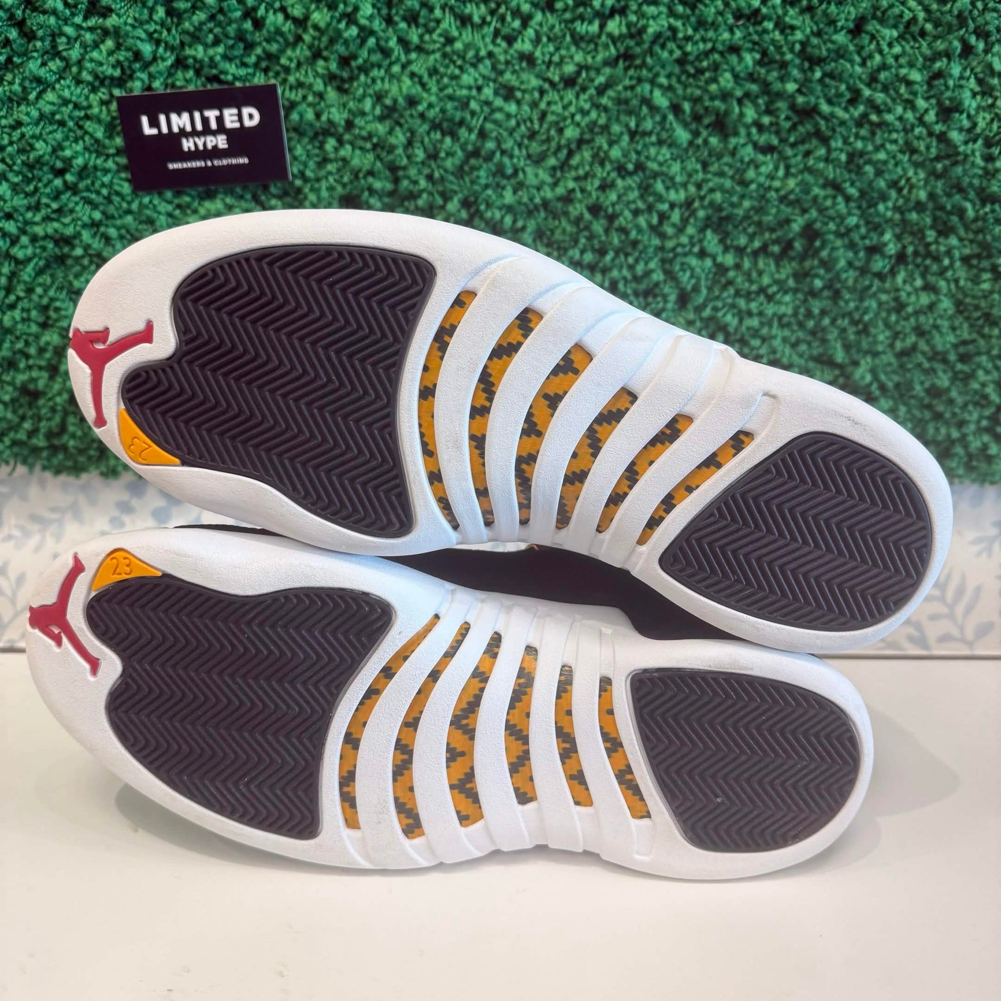Jordan 12 Retro Reverse Taxi (USED, NO BOX)
