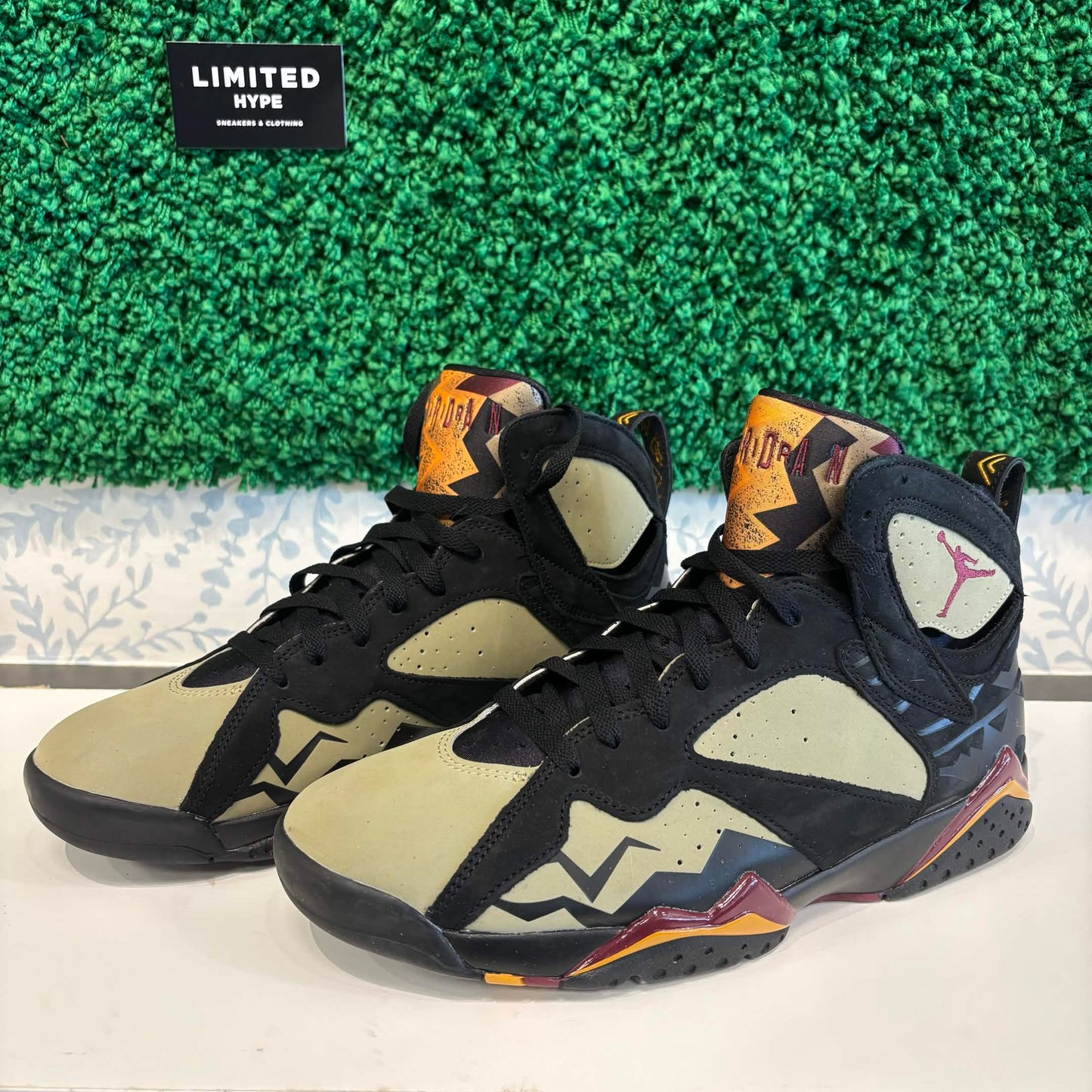 Jordan 7 Retro Black Olive (USED)