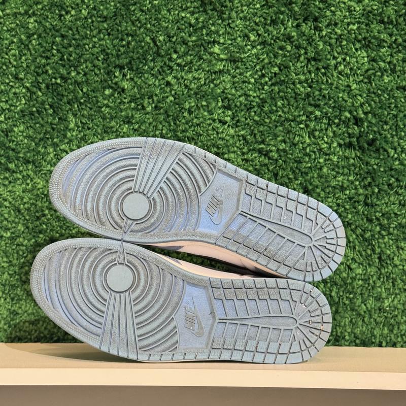 Jordan 1 Retro High OG University Blue