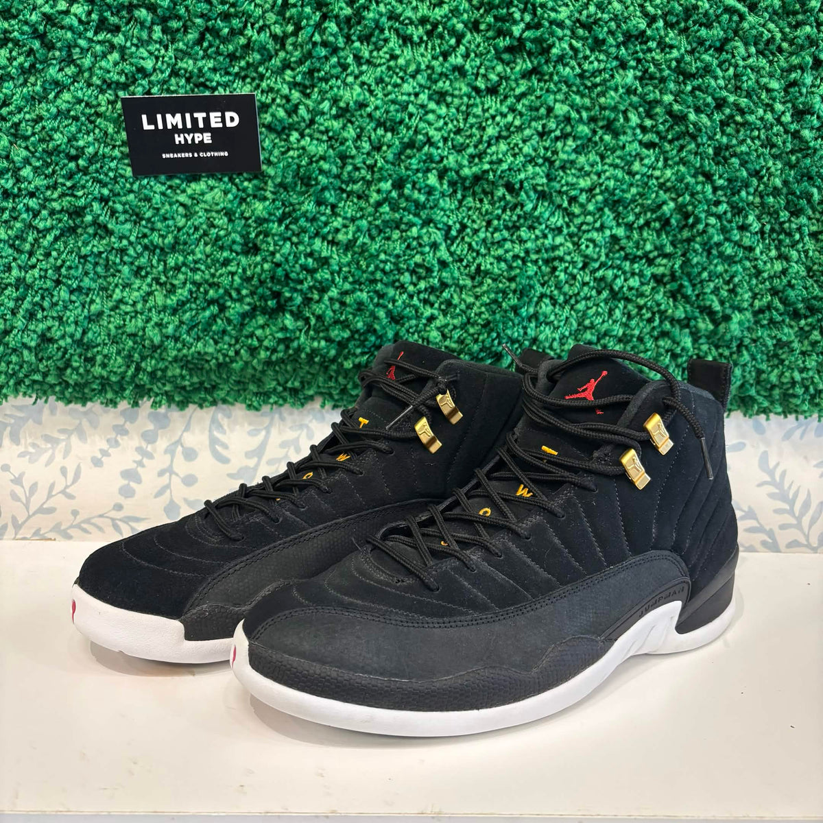 Jordan 12 Retro Reverse Taxi (USED, NO BOX)