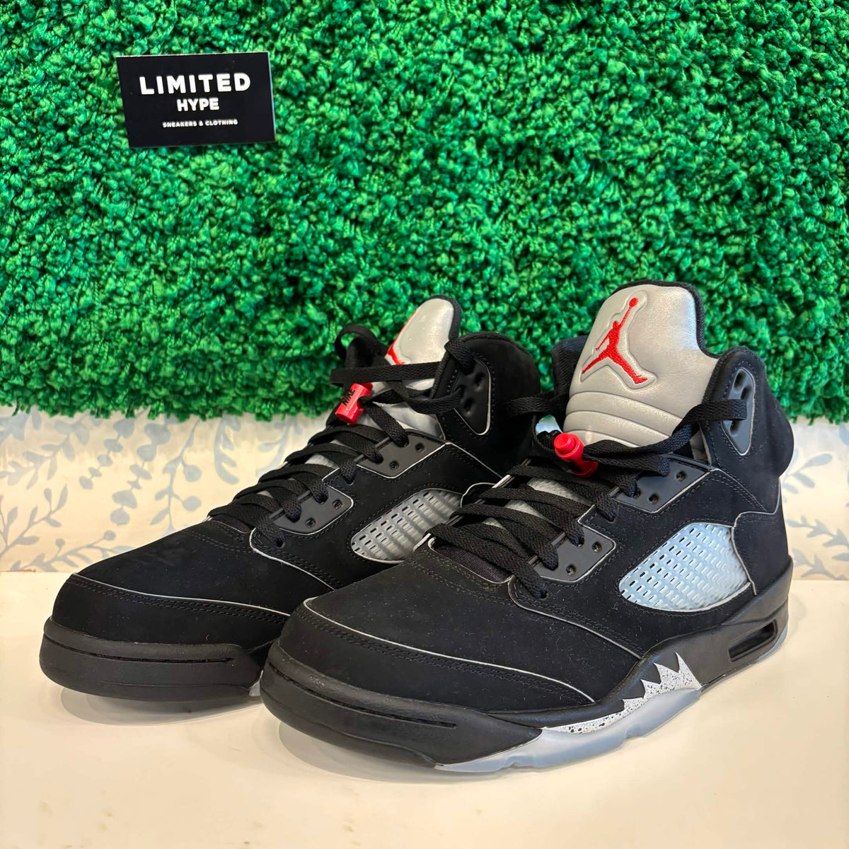 Jordan 5 Retro OG Black Metallic Reimagined (USED)