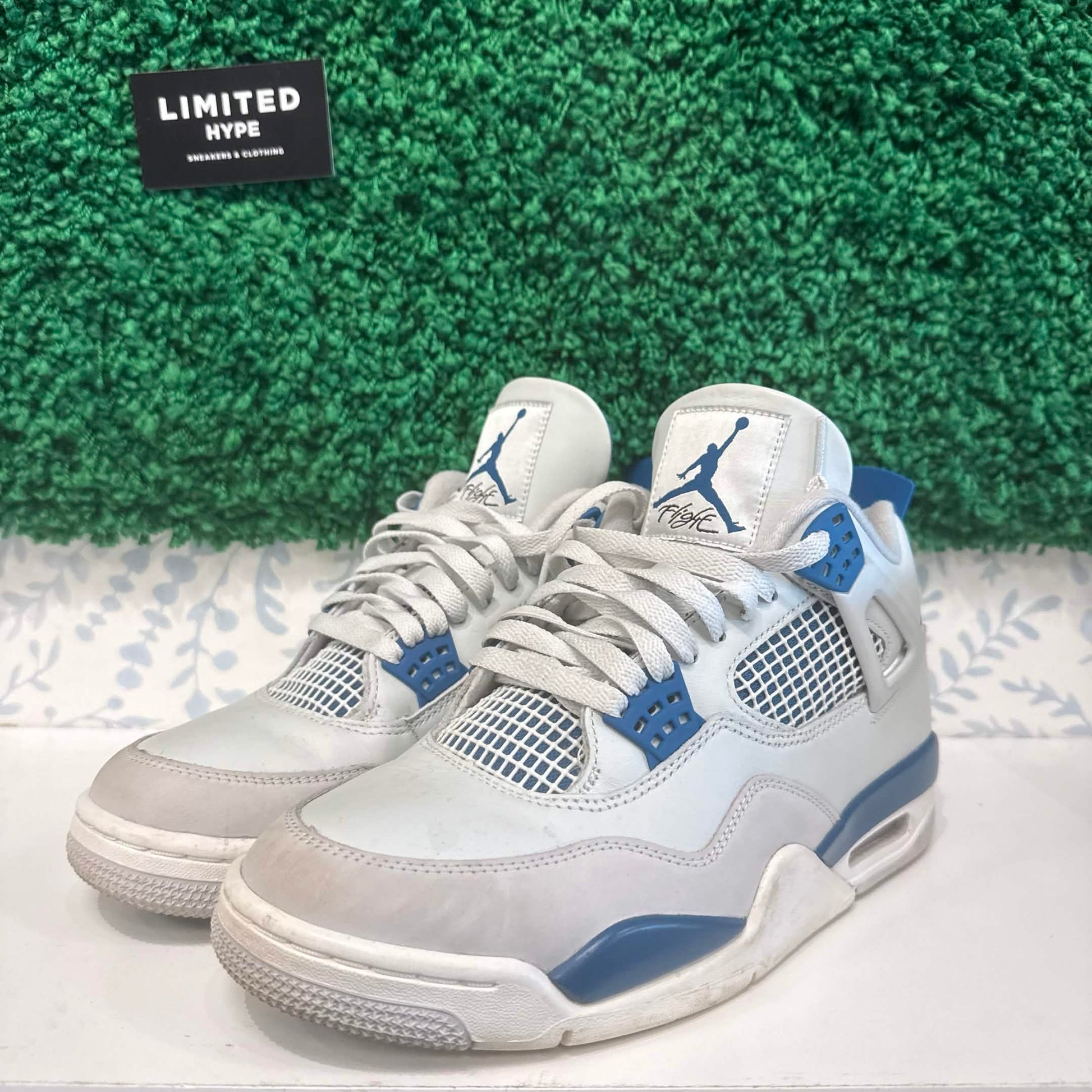 Jordan 4 Retro Military Blue (2024)