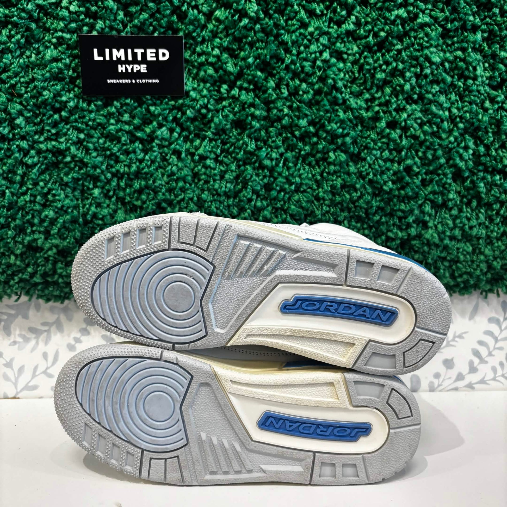 Jordan 3 Retro Lucky Shorts (GS) (USED)
