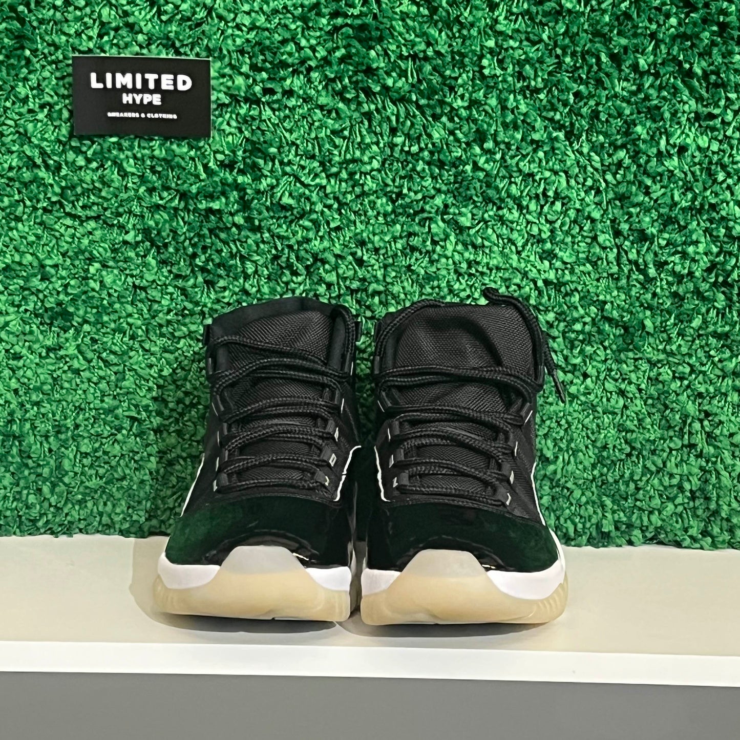 Jordan 11 Retro Jubilee 25th Anniversary (USED)