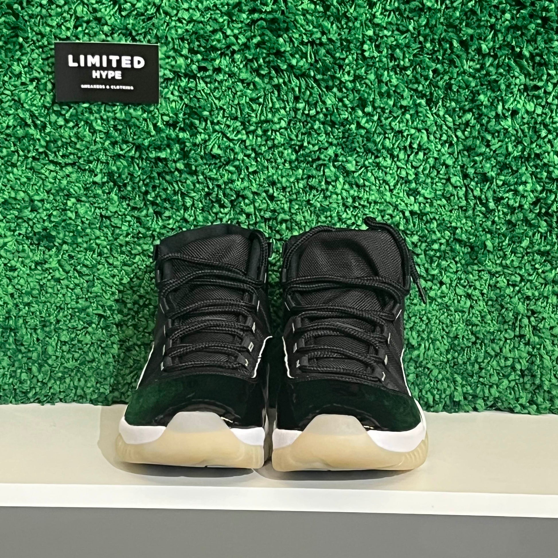 Jordan 11 Retro Jubilee 25th Anniversary (USED)