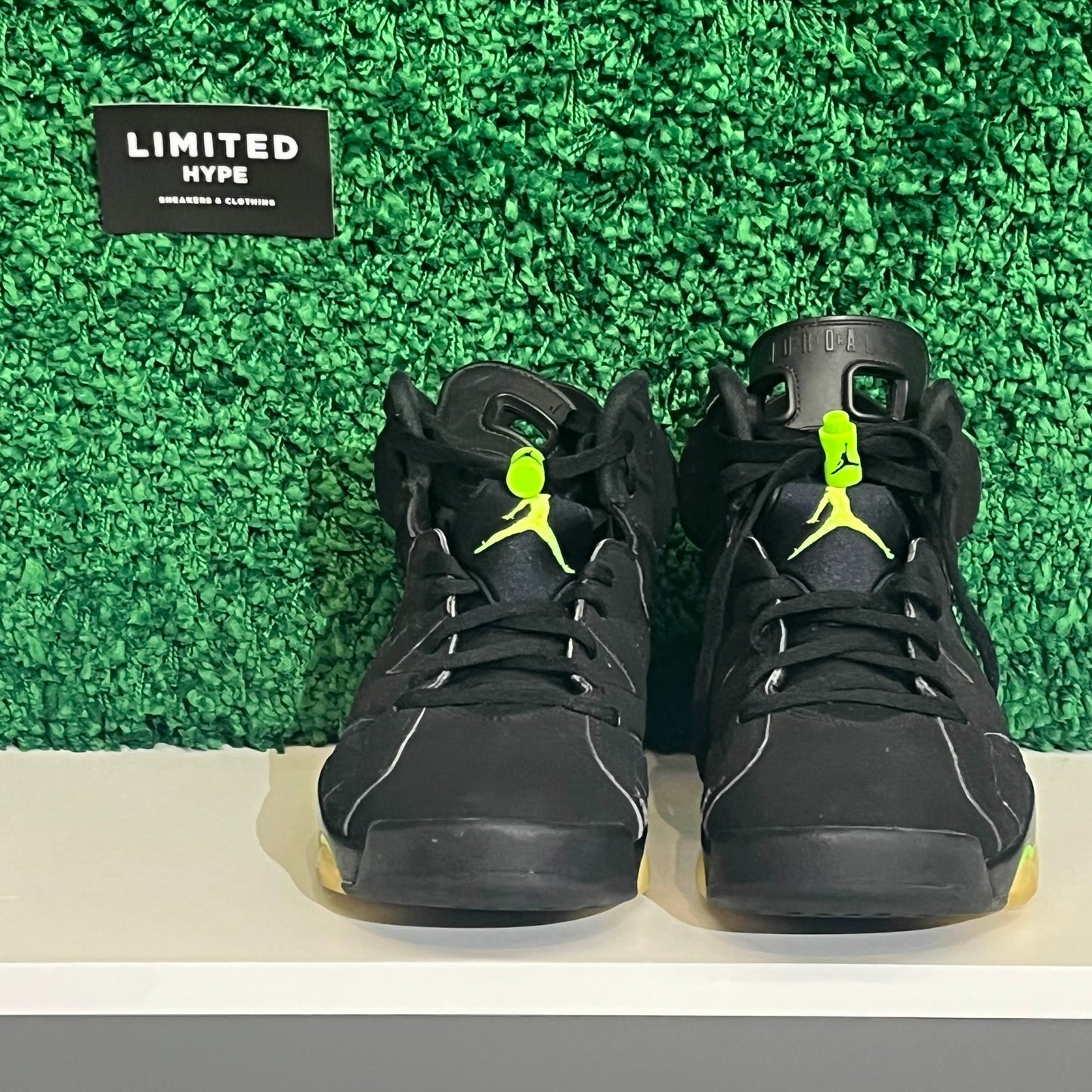 Jordan 6 Retro Electric Green (USED NO BOX)