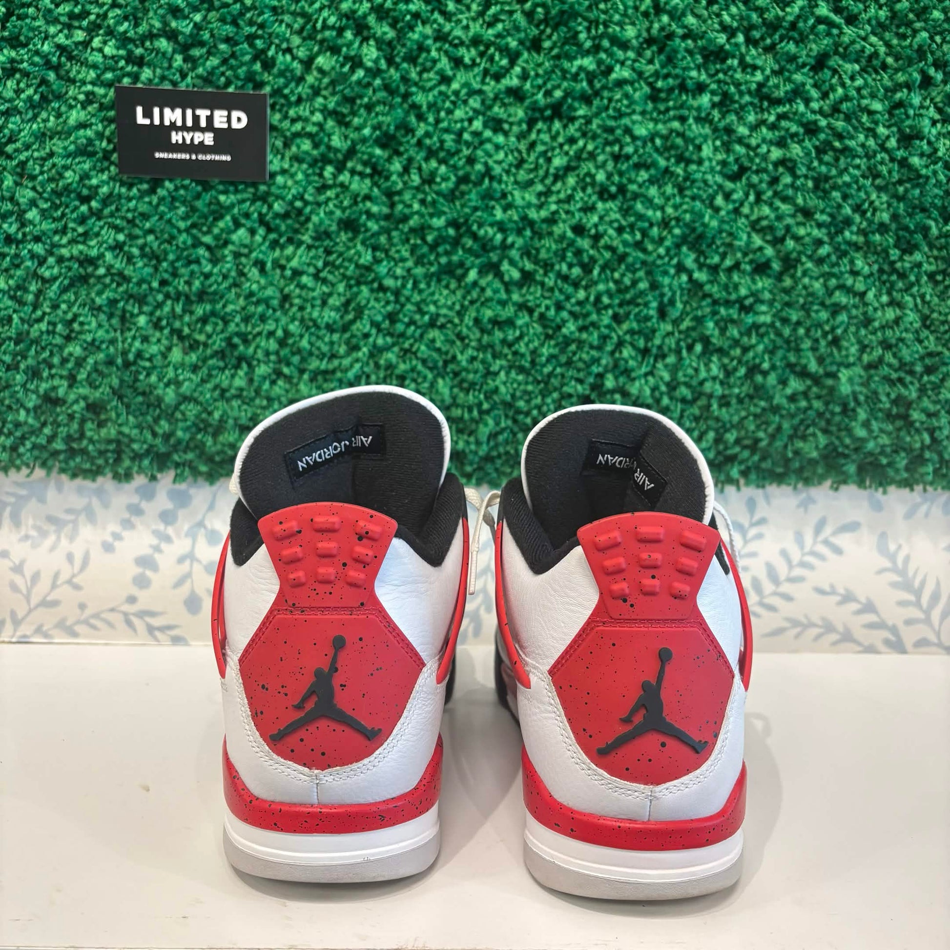 Jordan 4 Retro Red Cement (USED)
