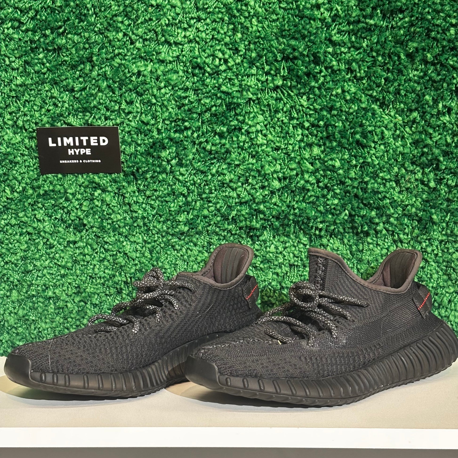 adidas Yeezy Boost 350 V2 Static Black Reflective (USED)