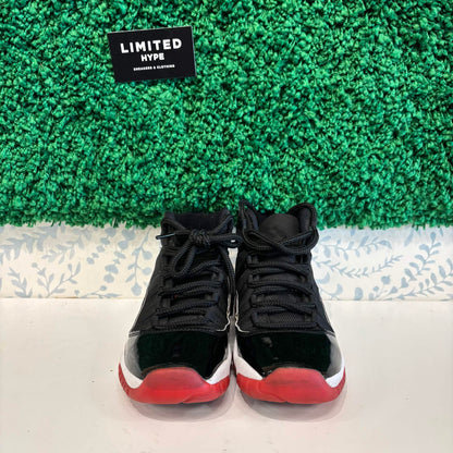 Jordan 11 Retro Playoffs Bred (2019) (GS) (USED) (NO BOX)