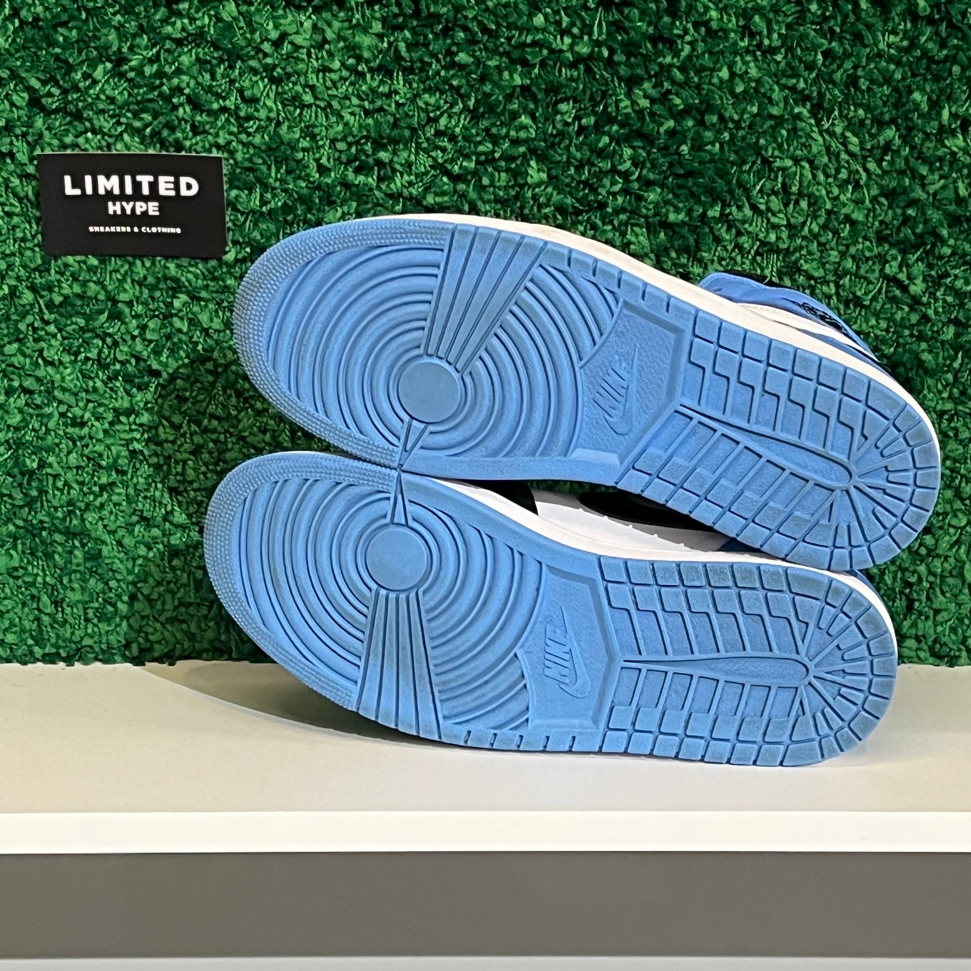 Jordan 1 Retro High OG UNC Toe (USED)