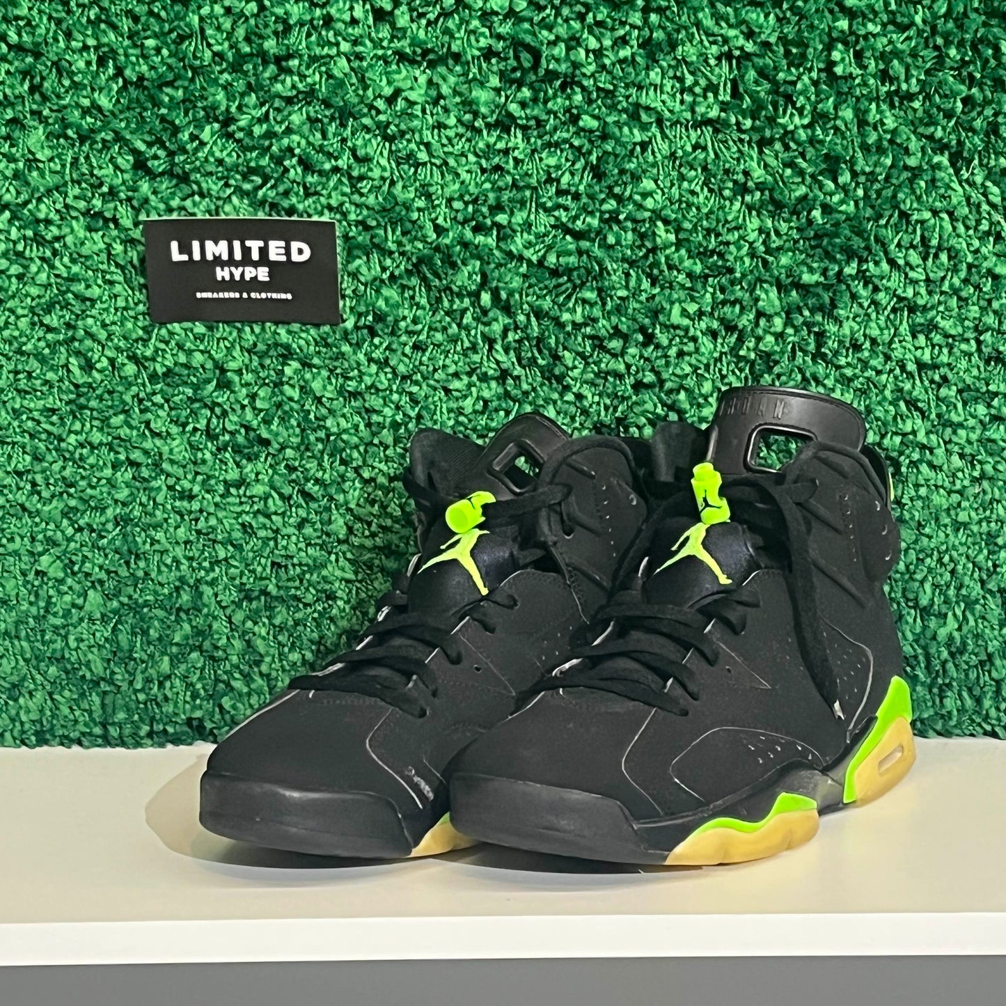Jordan 6 Retro Electric Green (USED NO BOX)