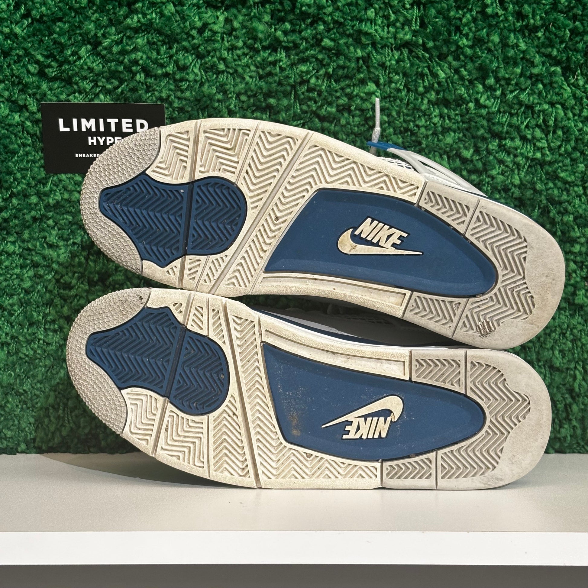 Jordan 4 Retro Military Blue (USED)