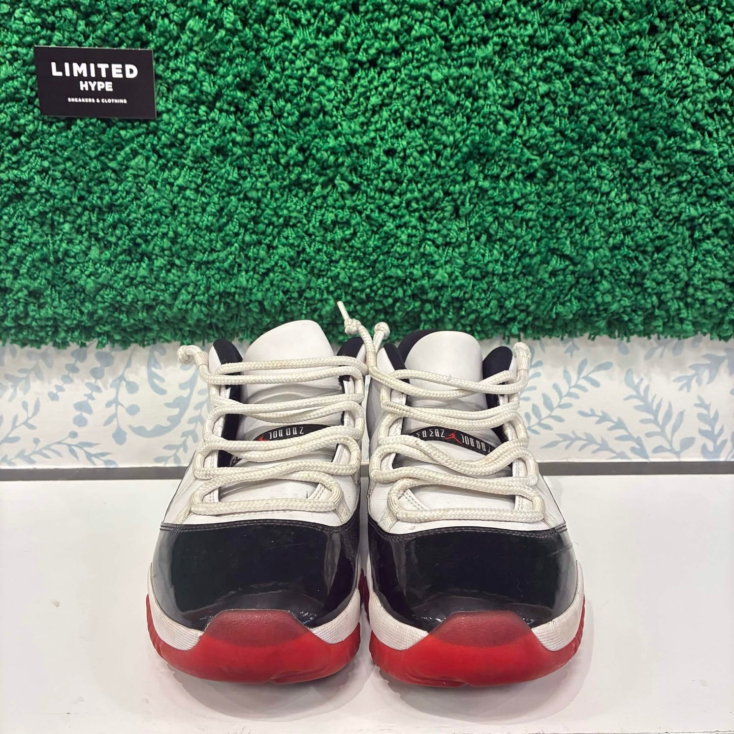 Jordan 11 Retro Low Concord Bred (USED, NO BOX)