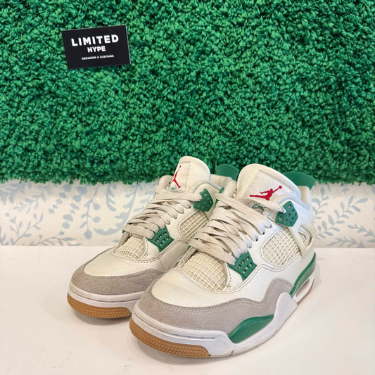 Jordan 4 Retro SB Pine Green (USED)