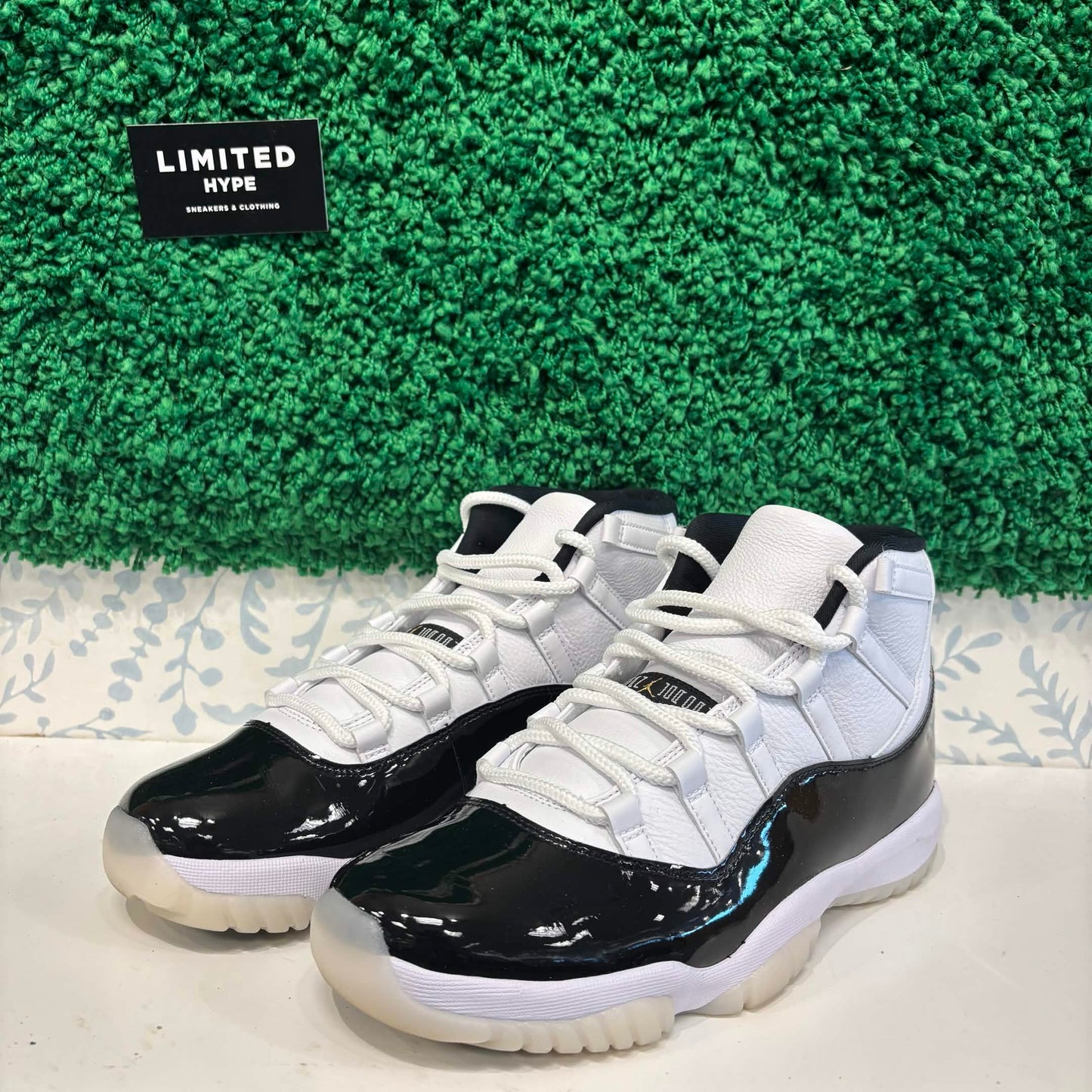 Jordan 11 Retro DMP Gratitude (2023) (USED)