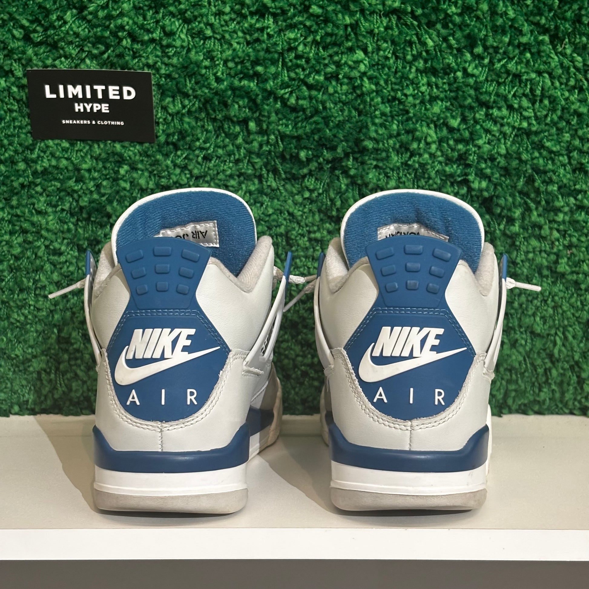 Jordan 4 Retro Military Blue (USED)