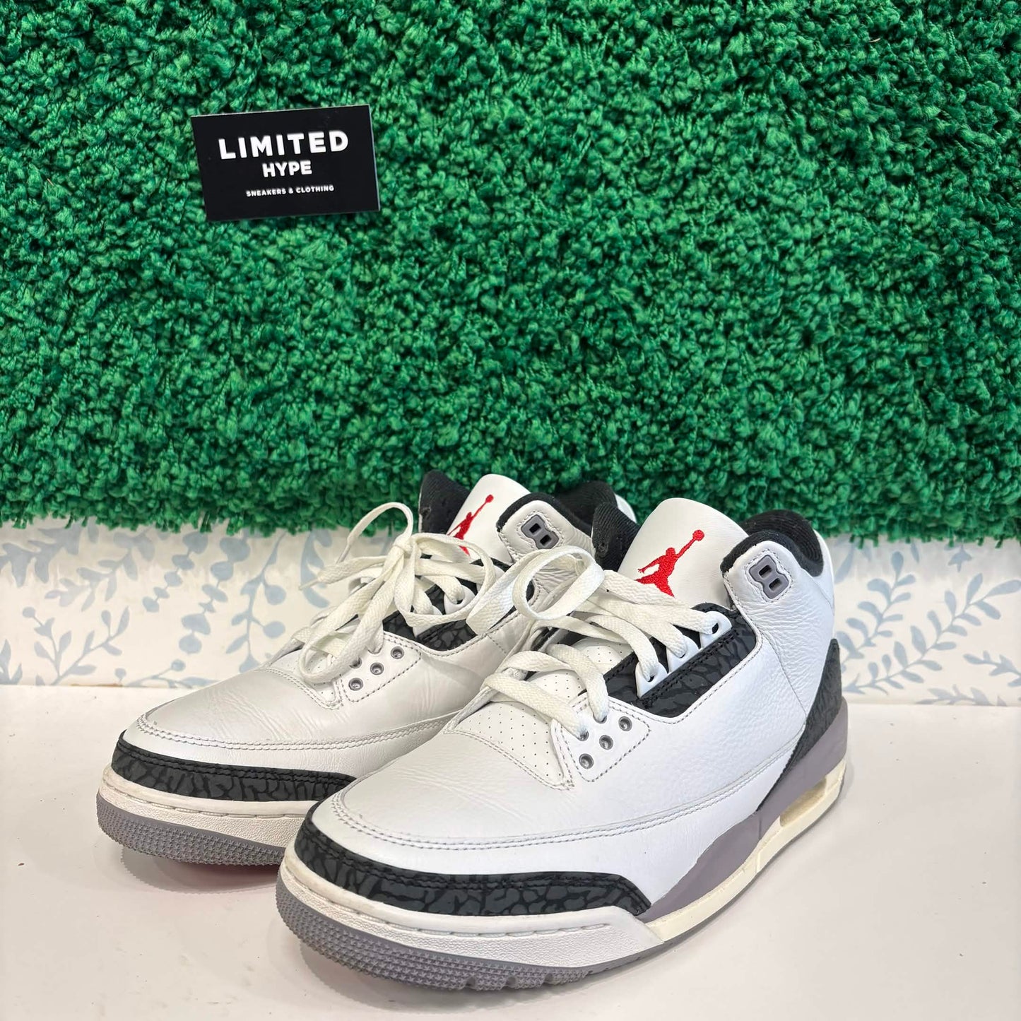 Jordan 3 Retro Cement Grey (USED)