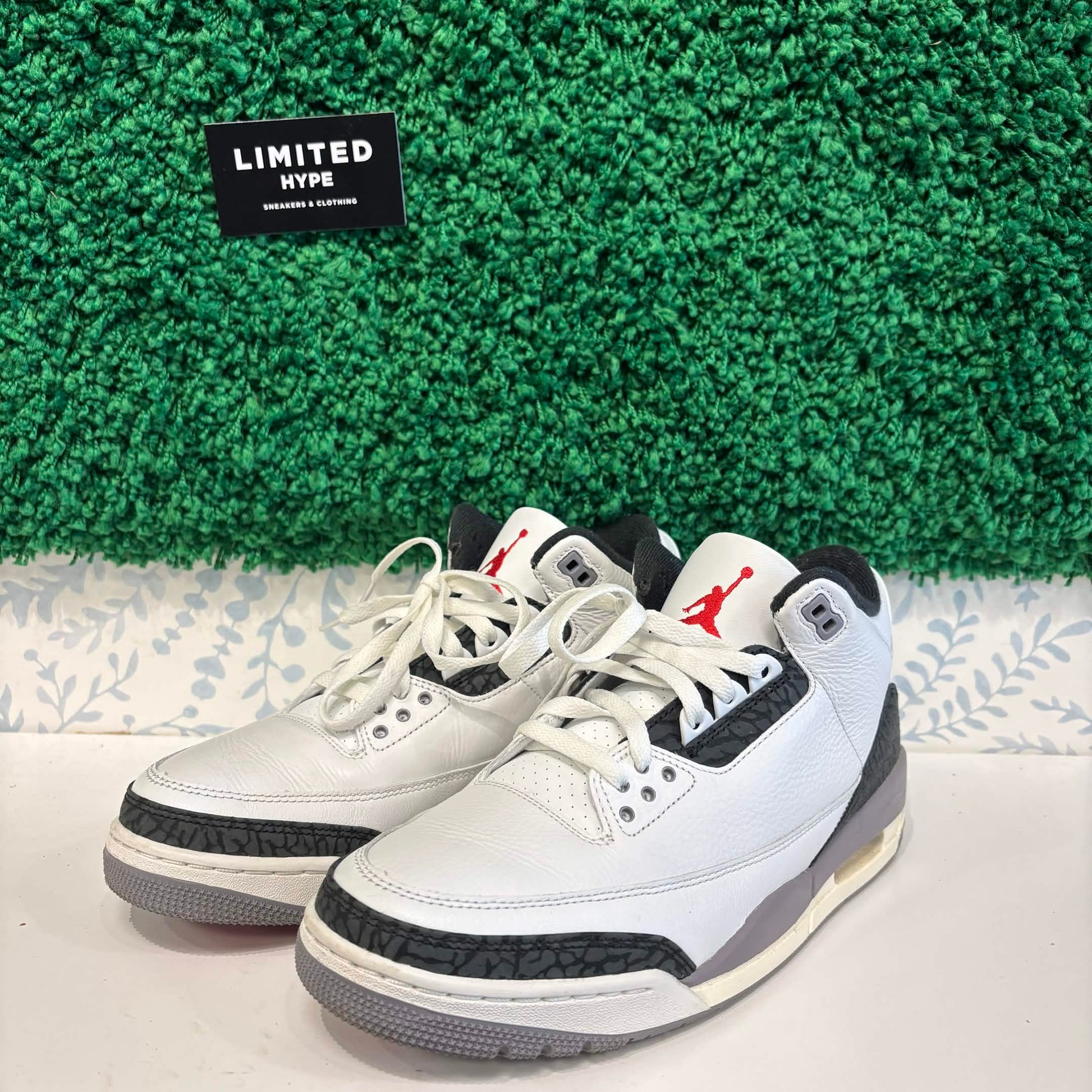 Jordan 3 Retro Cement Grey (USED)