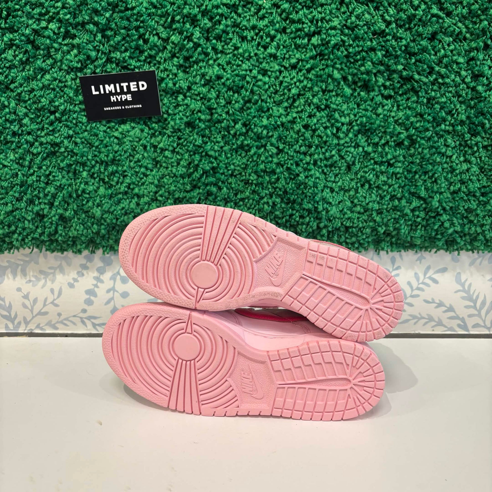 Nike Dunk Low Triple Pink (GS) (Sun Damaged)