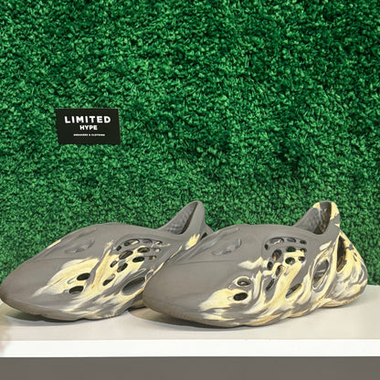 Yeezy Foam RNNR MXT Moon Gray (USED, NO BOX)