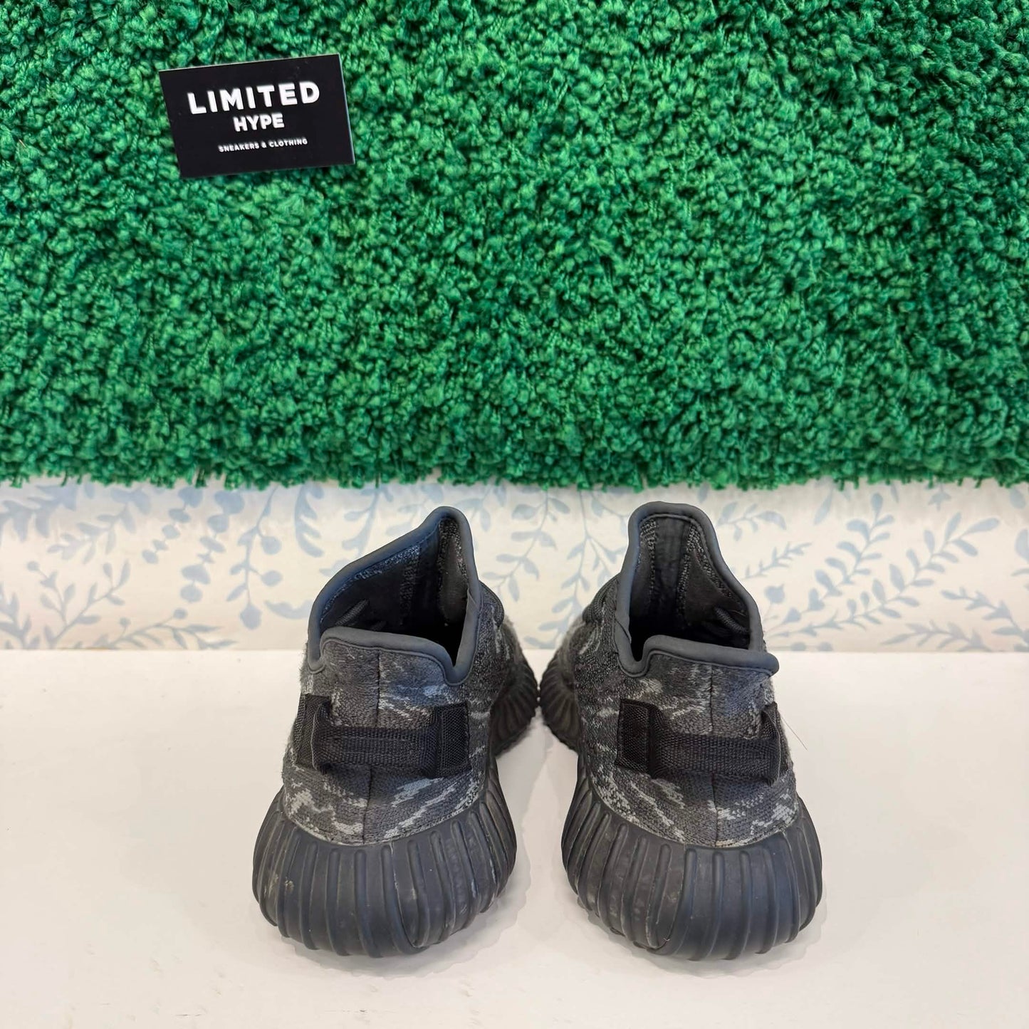 adidas Yeezy Boost 350 V2 MX Dark Salt (USED)