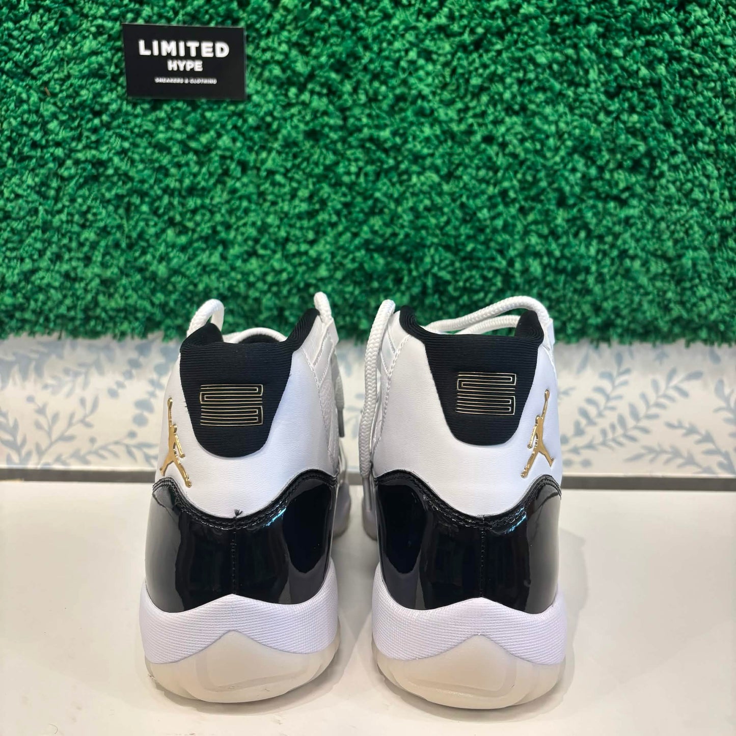 Jordan 11 Retro DMP Gratitude (2023) (USED)