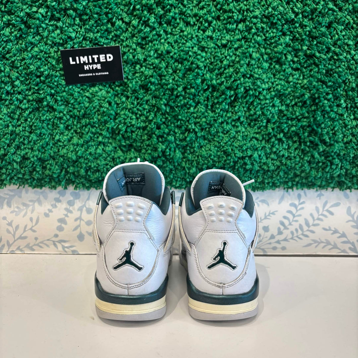 Jordan 4 Retro Oxidized Green (GS) (USED)