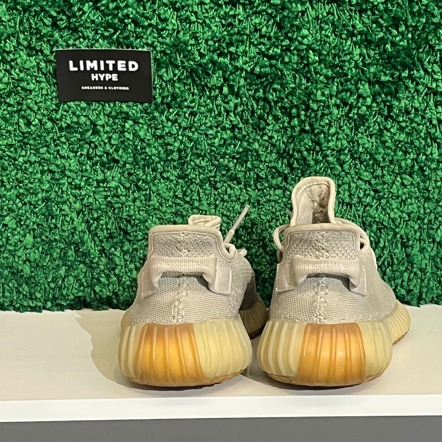 adidas Yeezy Boost 350 V2 Sesame (USED REP BOX)