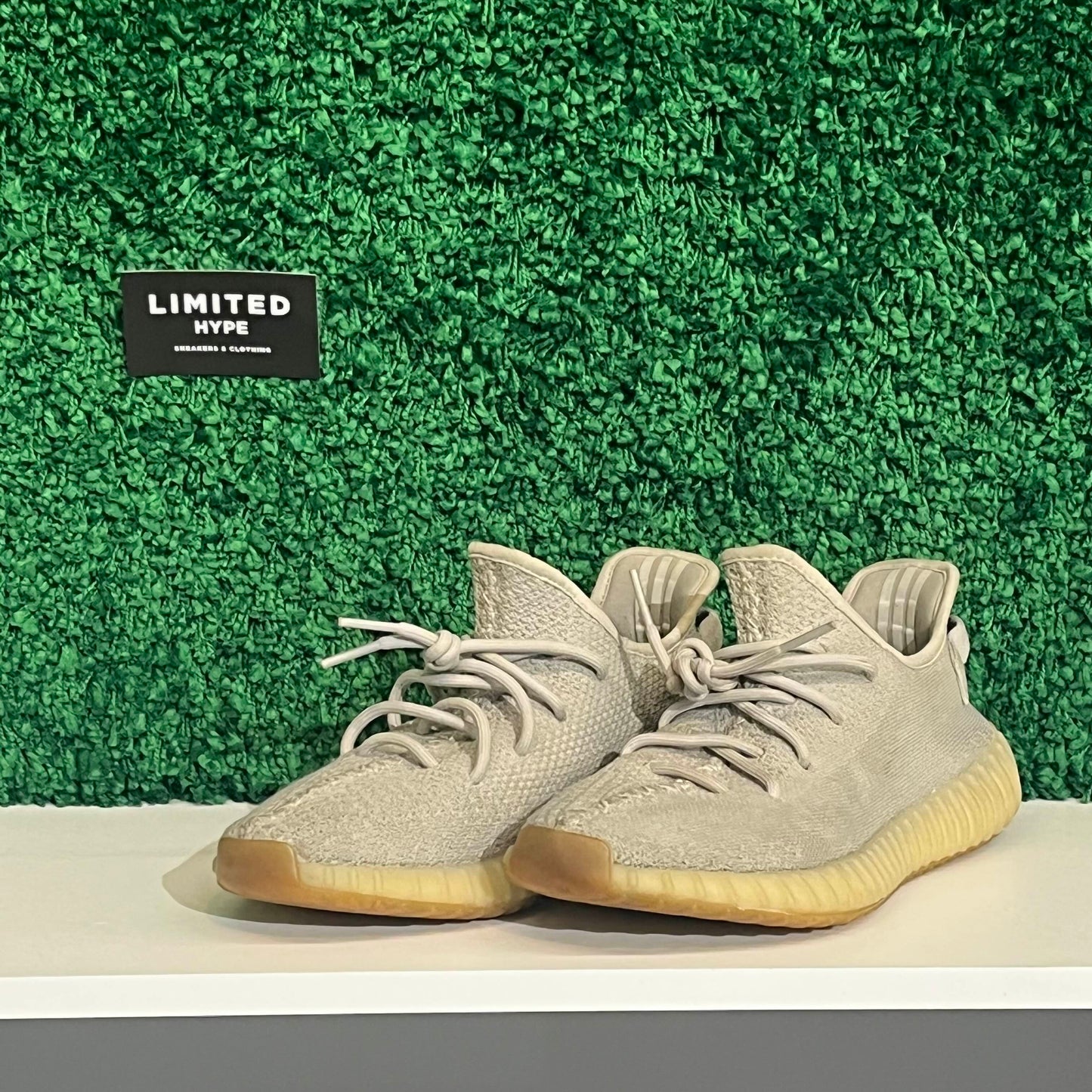 adidas Yeezy Boost 350 V2 Sesame (USED REP BOX)