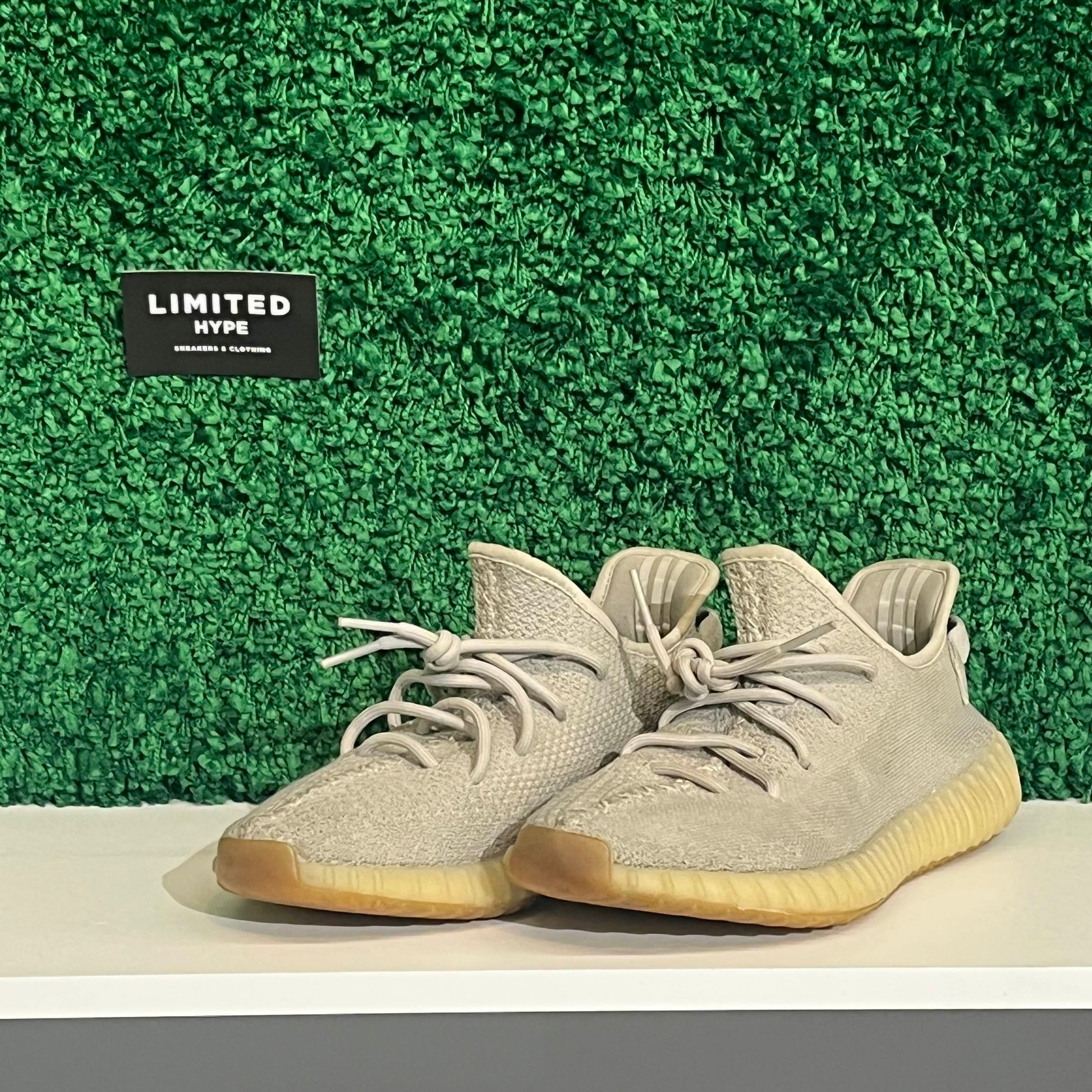 adidas Yeezy Boost 350 V2 Sesame (USED REP BOX)