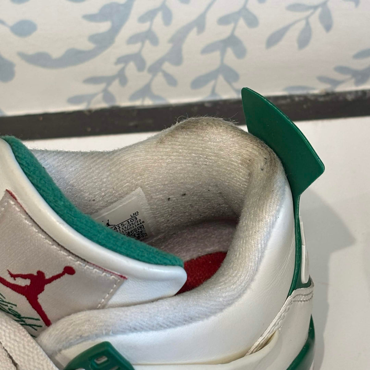 Jordan 4 Retro SB Pine Green (USED)