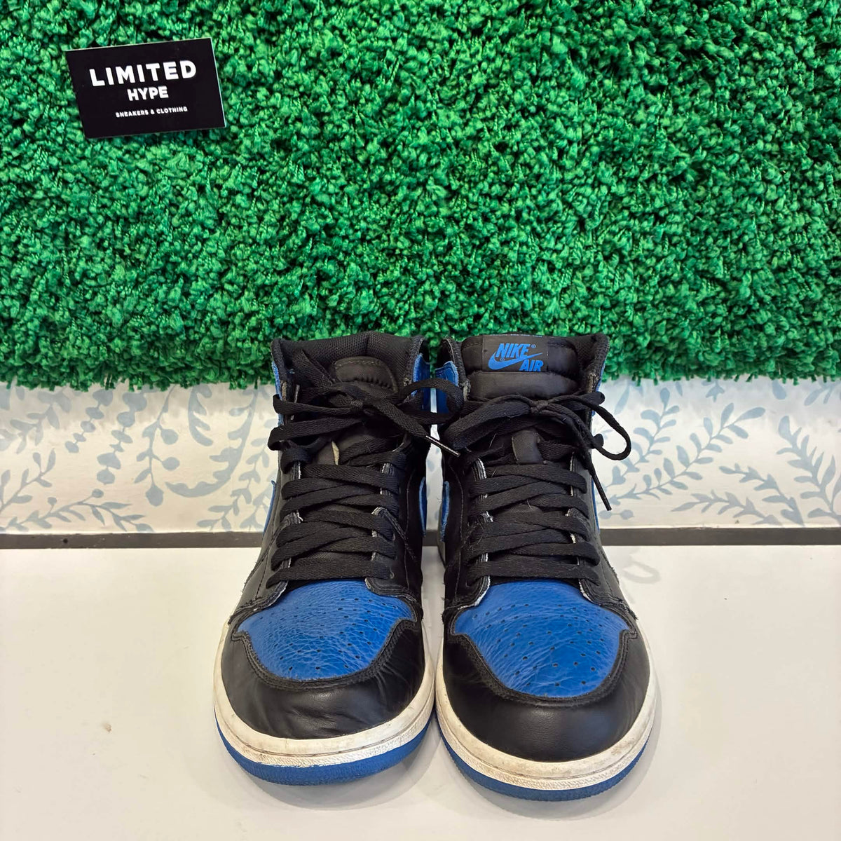 Jordan 1 Retro Royal (2017) (USED, NO BOX)