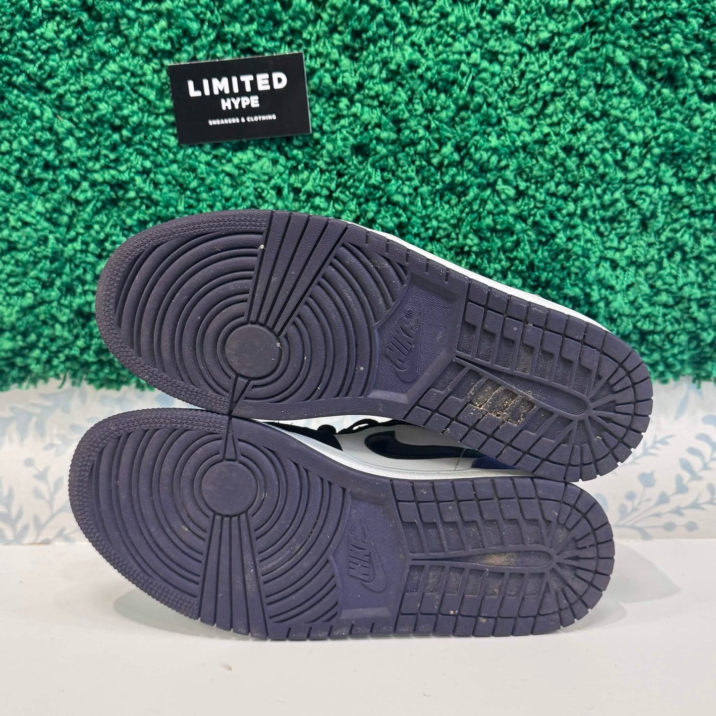 Jordan 1 Low Court Purple (USED, NO BOX)