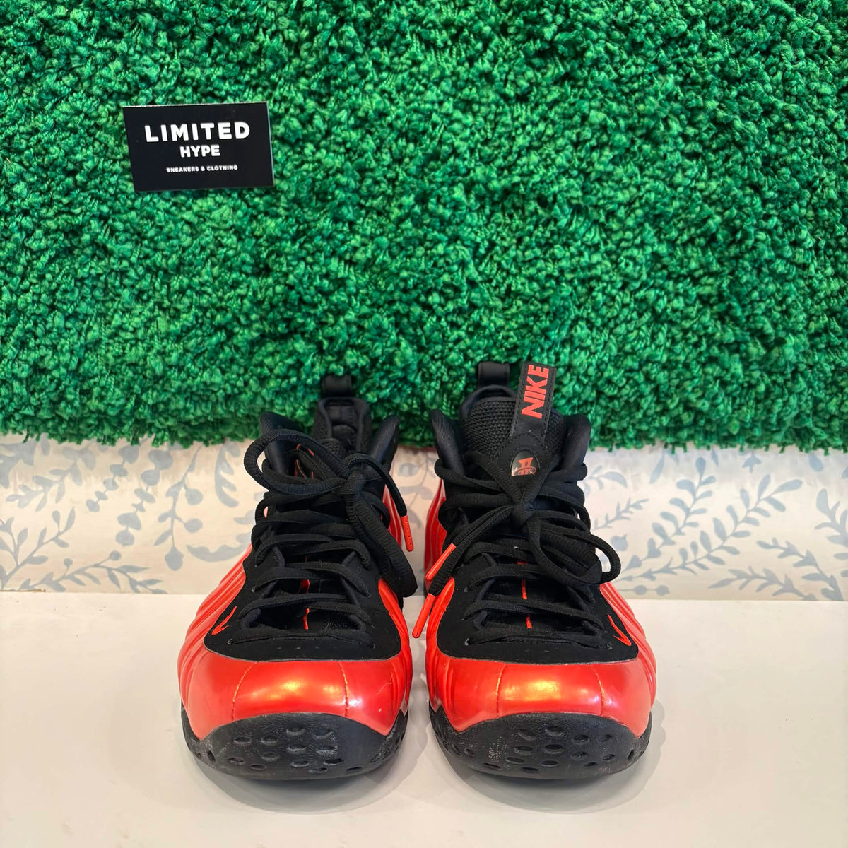 Nike Air Foamposite One Habanero Red (USED) (NO BOX)
