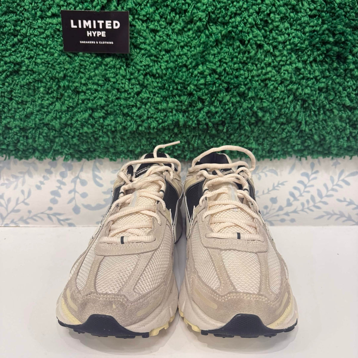 Nike Zoom Vomero 5 Alabaster Black (USED, NO BOX)