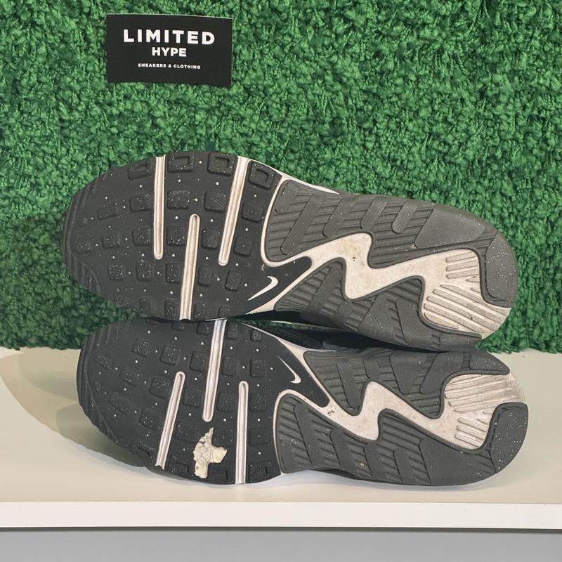 Nike Air Max Excee Black