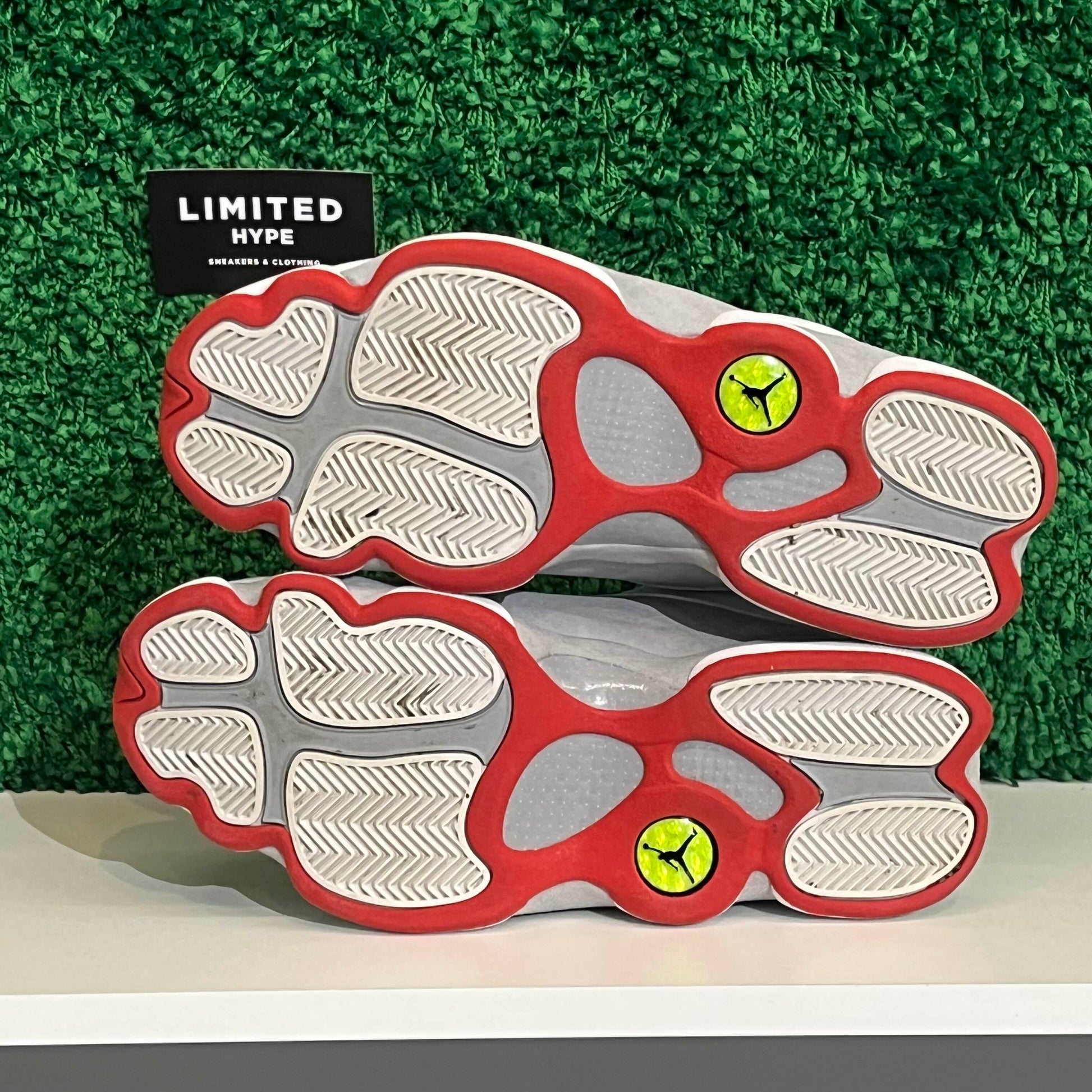 Jordan 13 Retro Wolf Grey (USED)