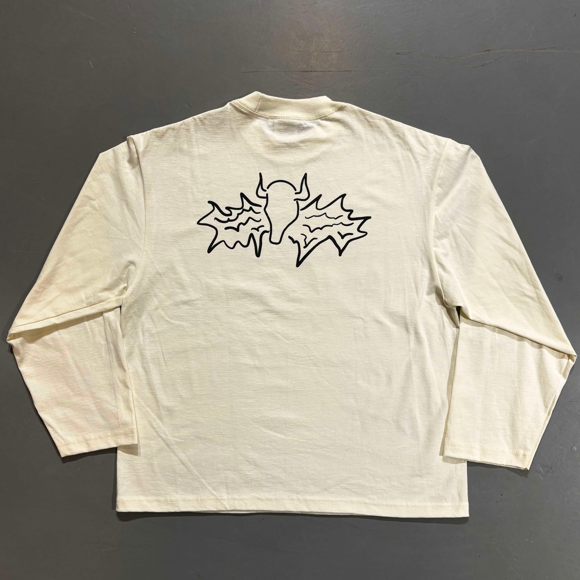 Udachi Long Sleeve Tee Cream
